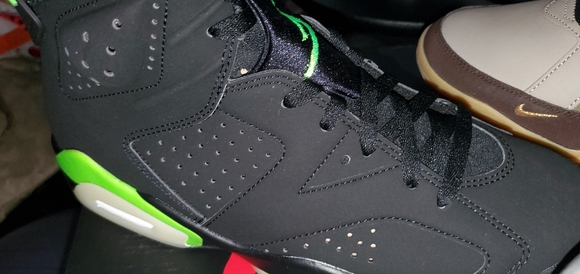 Jordan 6 - Picture 3 of 3